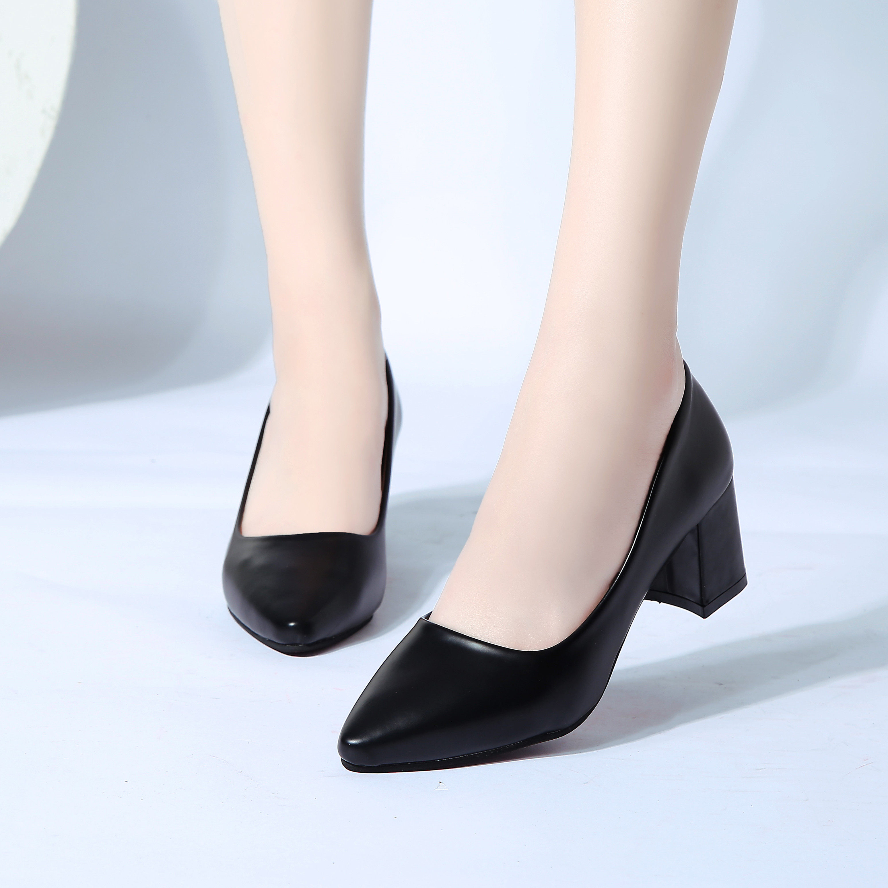 天天特价工作鞋2020新款粗跟中跟5cm黑色职业单鞋