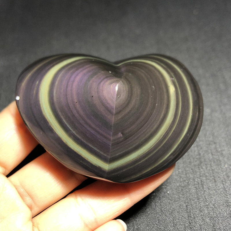 千蕊天然石心摆件心形原石手把彩虹玲珑石头摆件