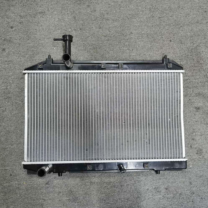 适用于吉利熊猫全球gx2发动机冷却水箱散热器水箱