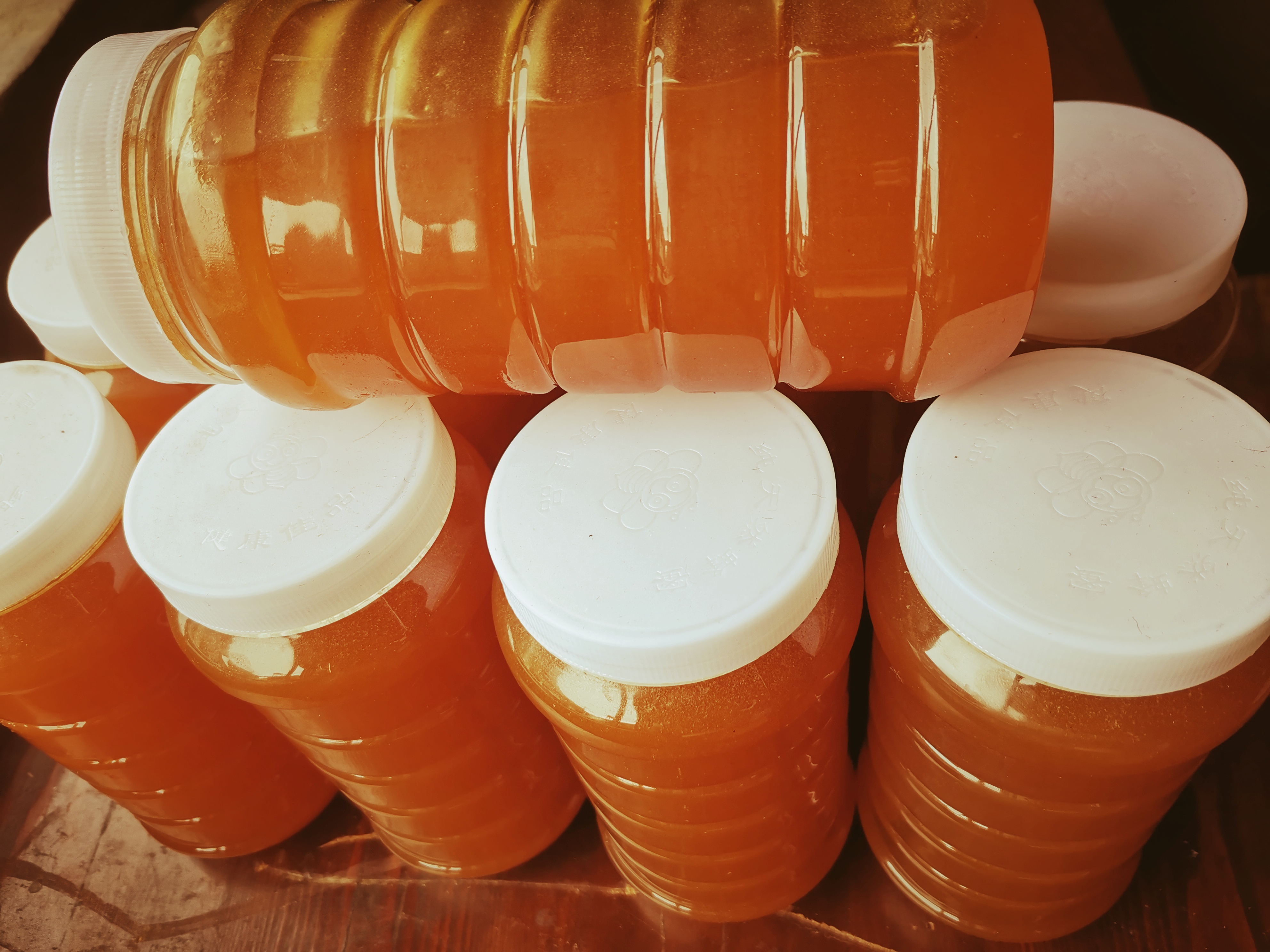 2斤正宗封盖百花蜜纯孕妇正天然农家自产土蜂蜜