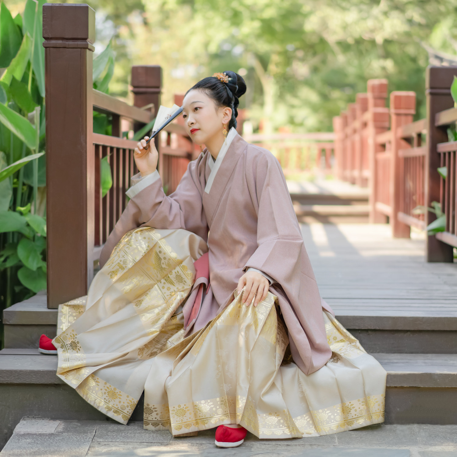 松塔汉服明制交领短袄中长琵琶明柔春秋现货汉服