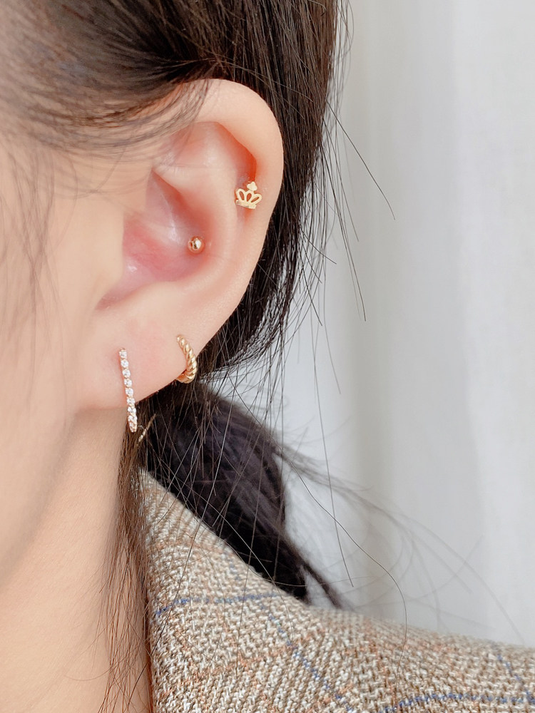 蓝莓满锆耳骨螺丝弧形一排个性耳钉甜心黄金耳饰