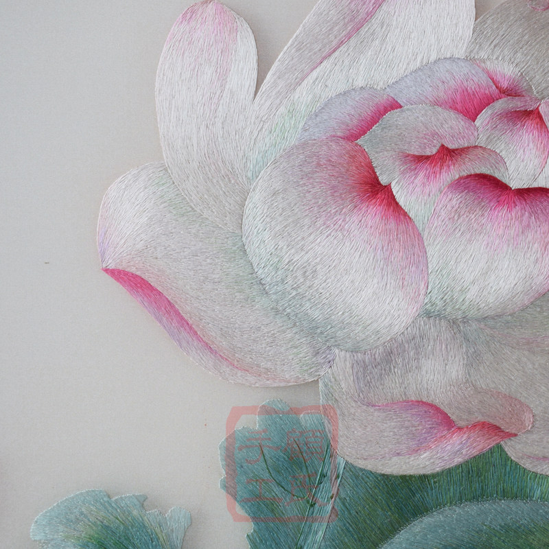 荷花顾氏苏绣刺绣成品小幅花卉过道书房淡雅苏绣