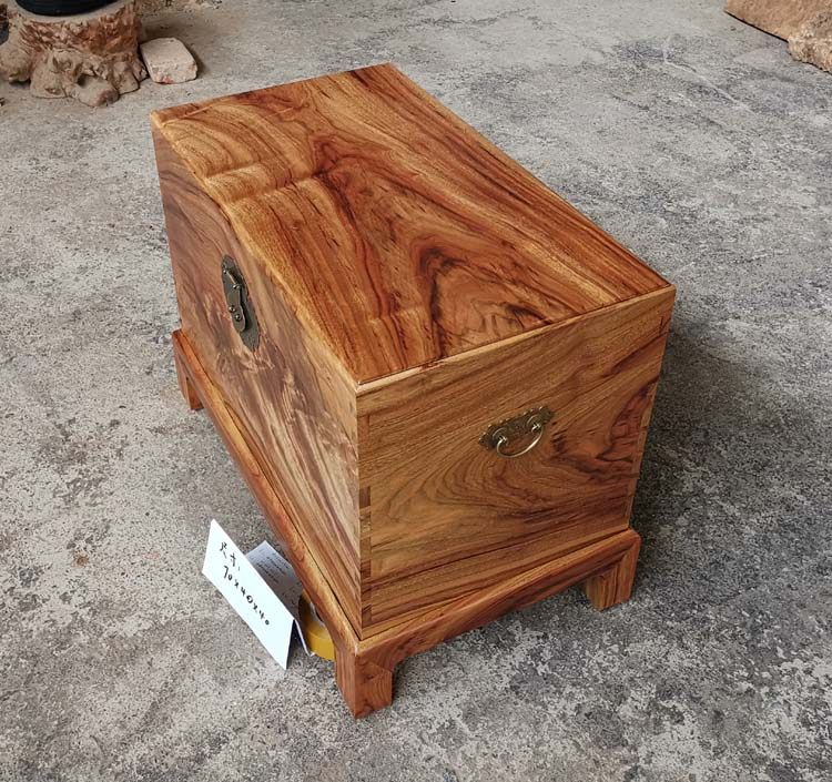 樟木箱子香樟家具红樟木箱储物箱字画收藏现货樟木块