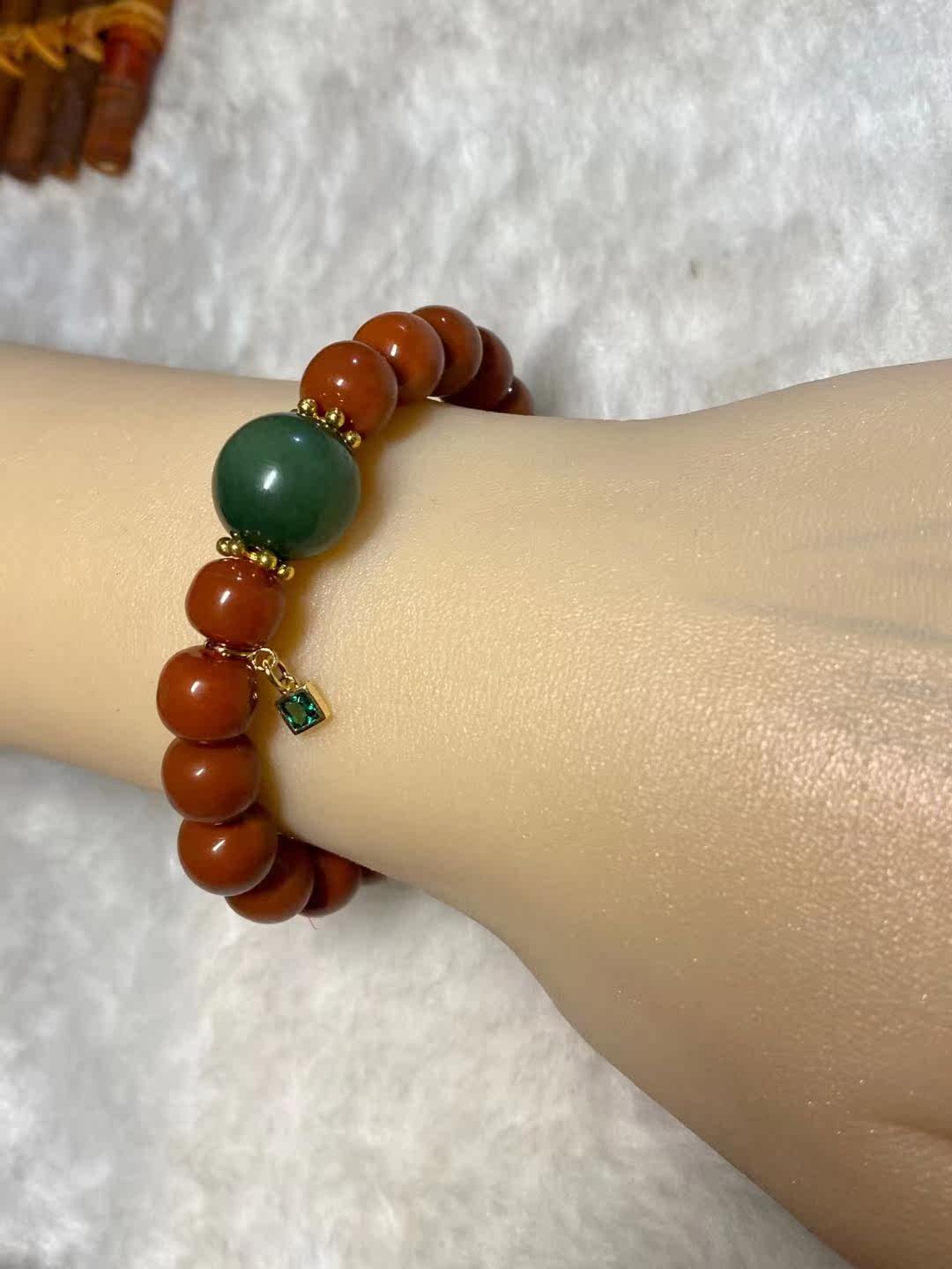 南红碧玉一抹醉人红川猫眼玉竹足金配饰24k手饰