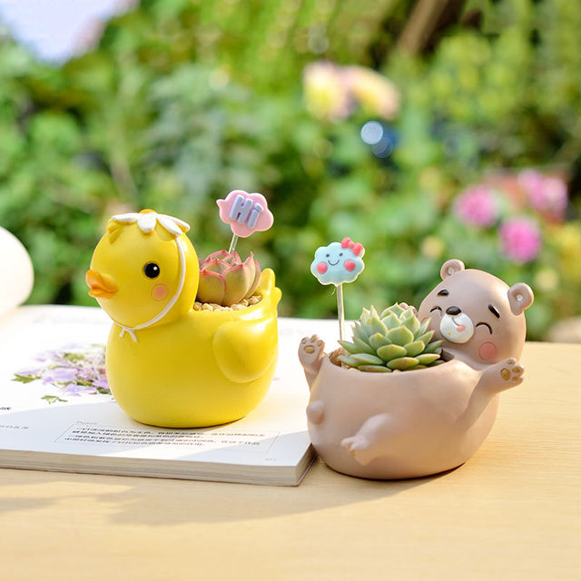 Fun playing garden cartoon small yellow duck multi-meat flower bowl cute small animal meat potted resin home decoration Fun playing garden cartoon small yellow duck multi-meat flower bowl cute small animal meat potted resin home decoration
