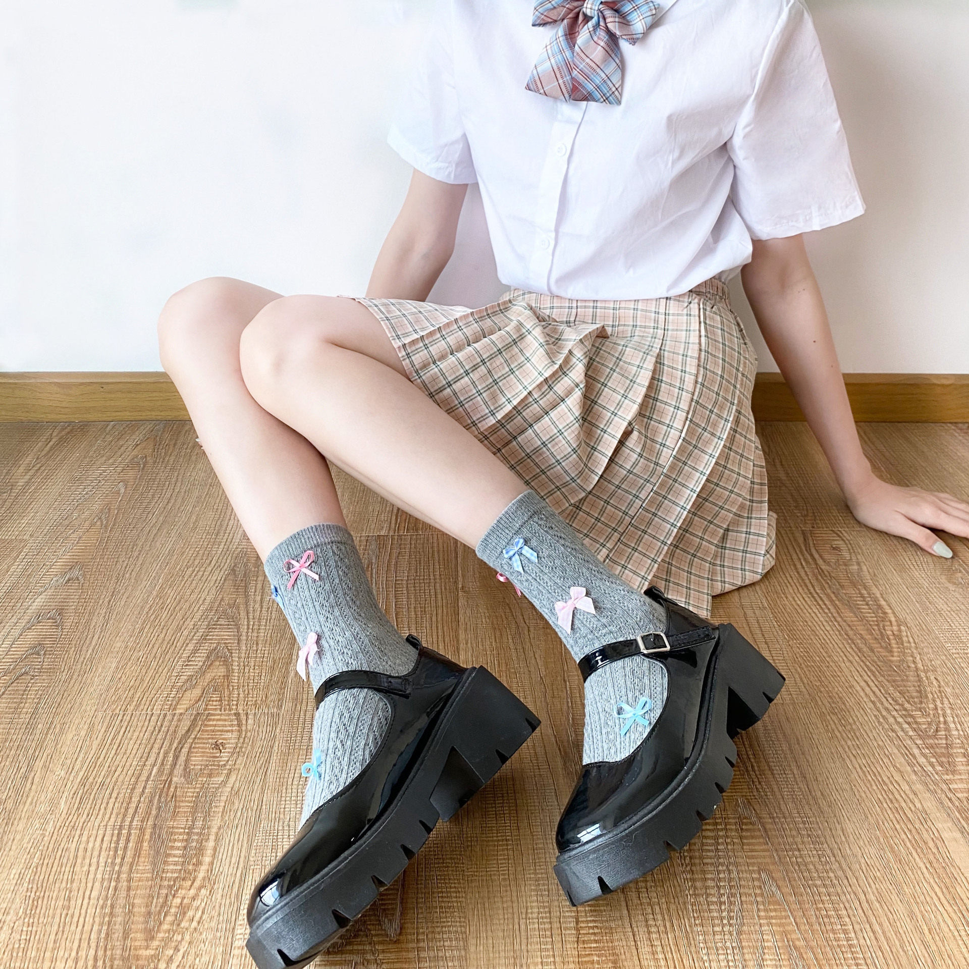 aytofilms春秋蝴蝶结中筒筒袜少女麻花花纹短袜