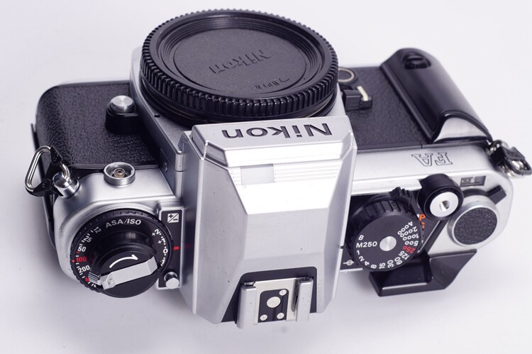 尼康nikonfa银黑高端钛帘胶片单反相机单机可配135胶片单反