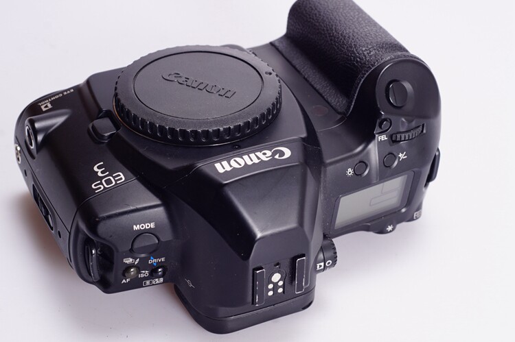 佳能canoneos高端胶片单反相机不输1v性价比高135胶片单反
