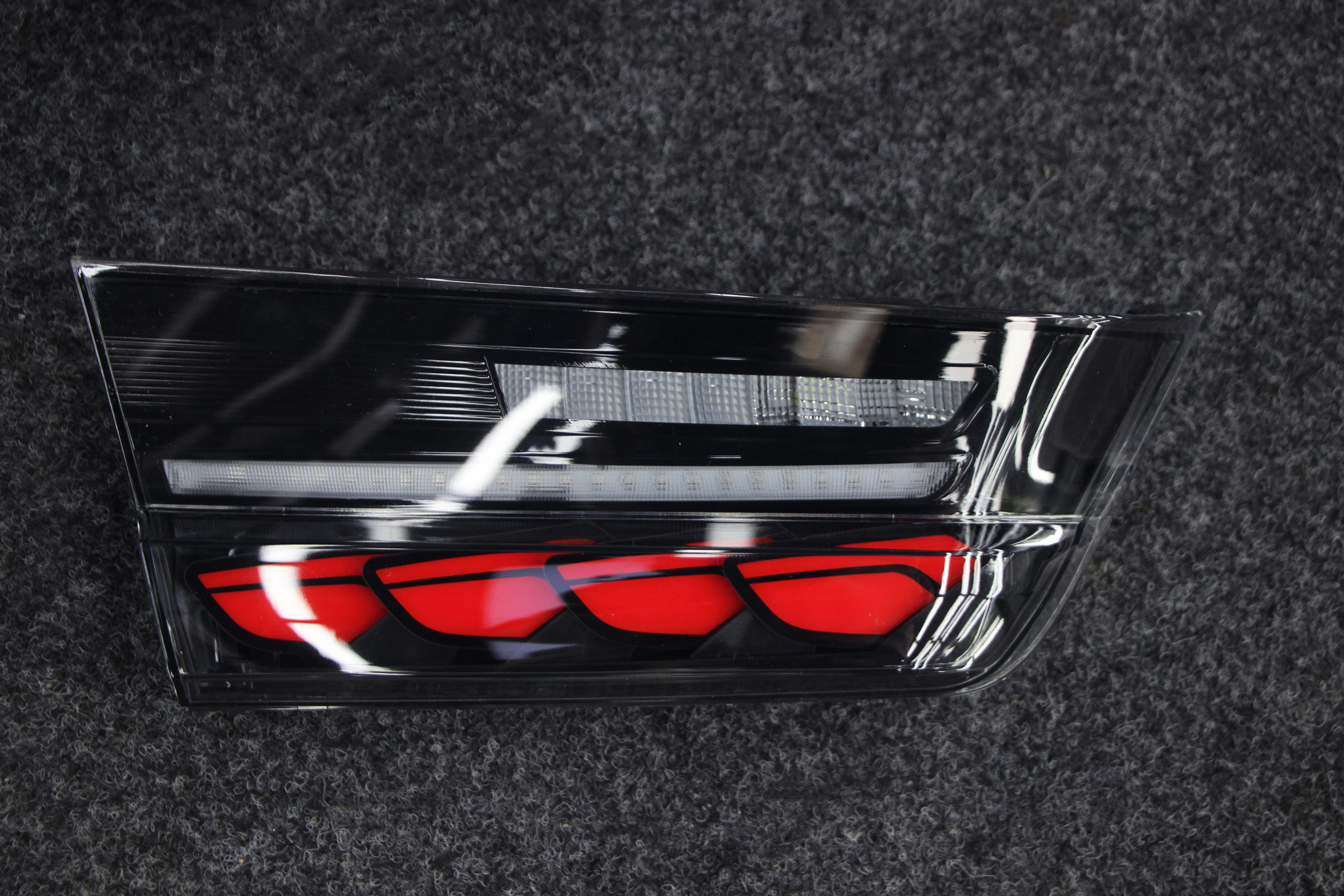 尾灯宝马马新三系五系改装m4龙鳞总成led尾灯总成