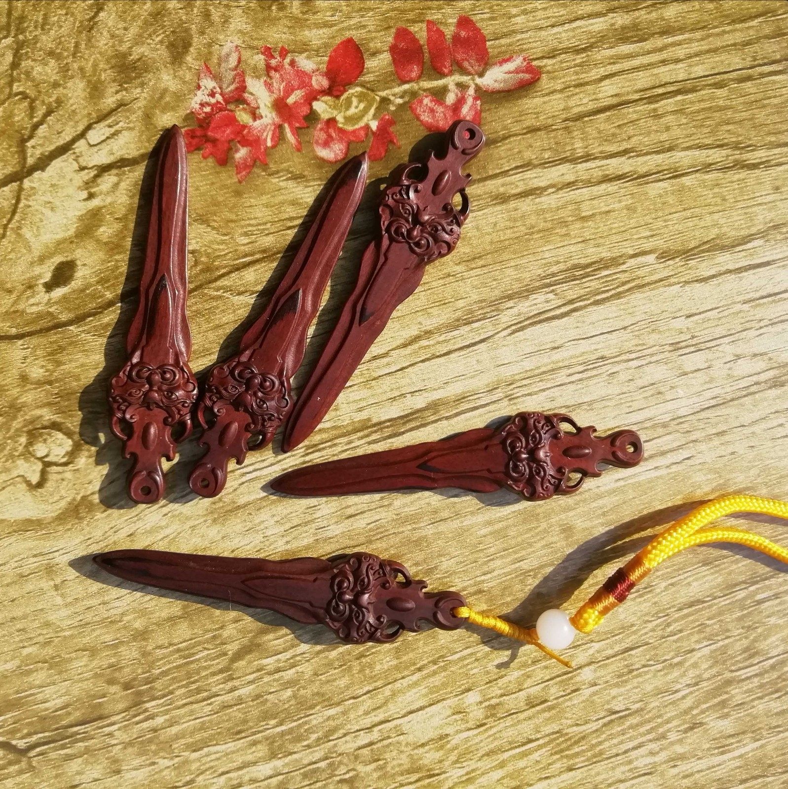 天然雷击枣木虎头小剑吊坠男土霸气饰品转运饰品