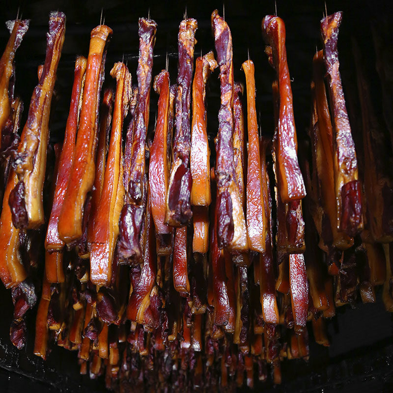 湖南后腿腊肉自制柴火烟熏湘西农家工艺土特产腌肉