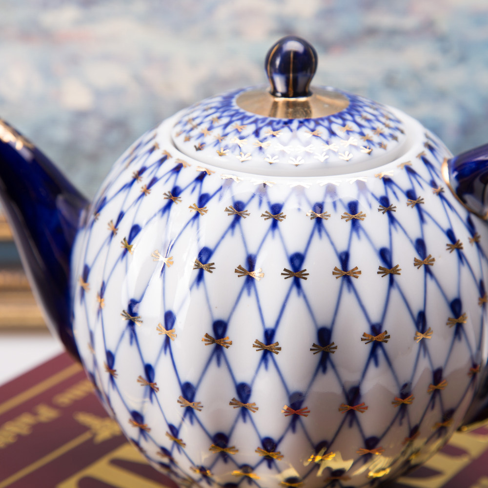 陶瓷茶壶俄罗斯皇家瓷器lomonosov经典手工钴蓝网纹茶壶