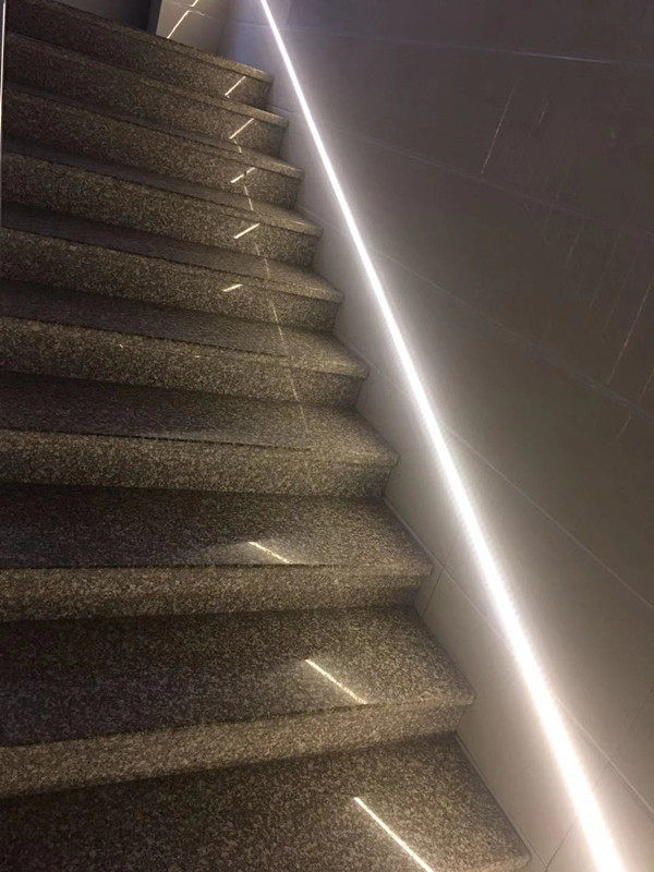 网红同款楼梯台阶灯带踏步自亮led家用过道led灯带