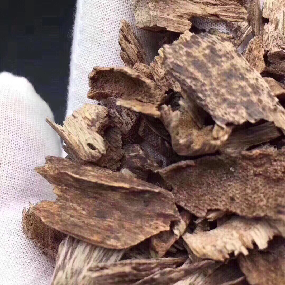 越南惠安沉香料10g碎料天然熏香料原料泡茶煮水入药家用熏香助眠