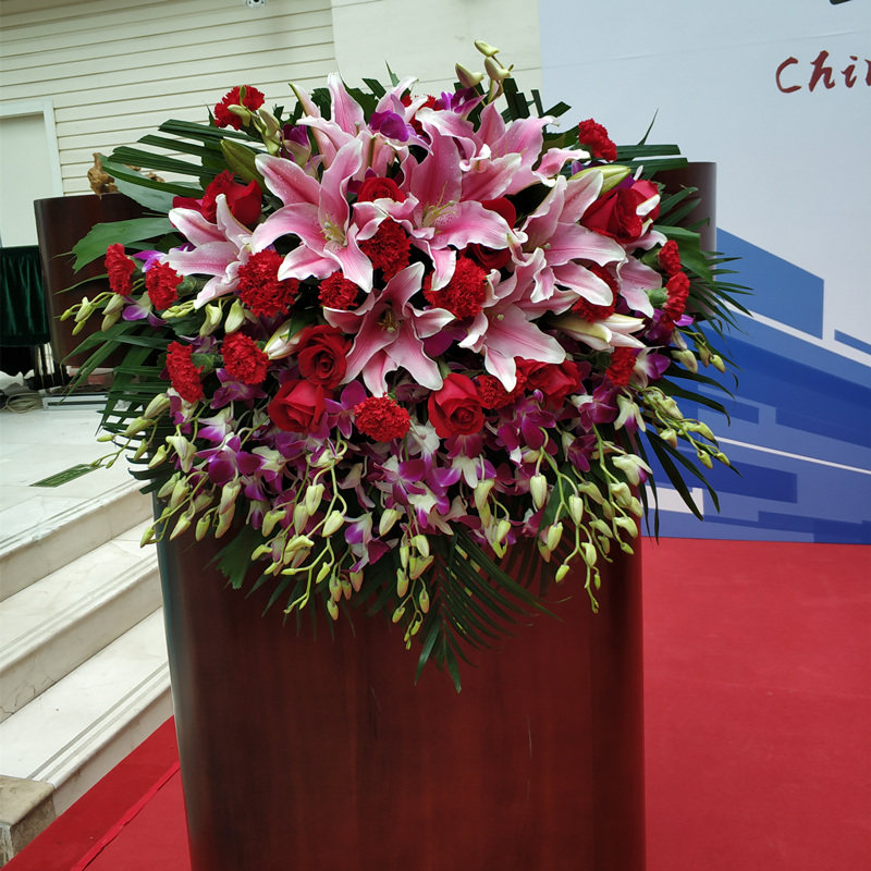 北京上海成都深圳同城鲜花速递讲台花展展览展览会商务用花
