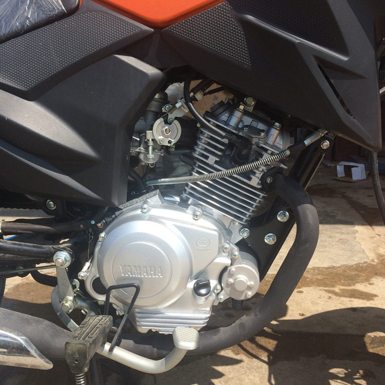 发动机适用建设雅马哈天剑ybr125k摩托车摩托车发动机