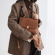 Brown Bag Female Messenger Bag Autumn And Winter High Sense Niche 2021 French Light Luxury Hand-held Cowhide One Shoulder Commuter Bag Brown Bag Female Messenger Bag Autumn And Winter High Sense Niche 2021 French Light Luxury Hand-held Cowhide One Shoulder Commuter Bag