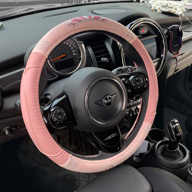 汽车皇冠女王方向盘车用防滑把套毛皮四季通用方向盘套