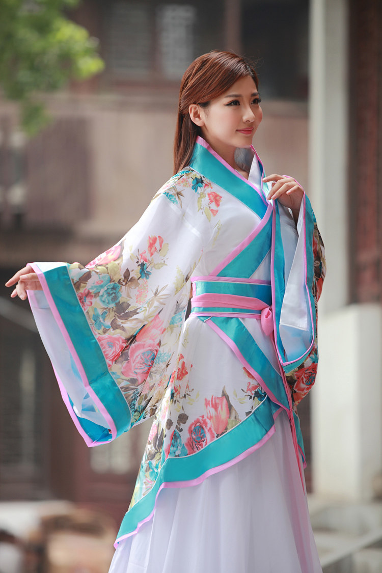 贵妃精品公主女装古装月阁对襟仙女新款伴娘民族服装