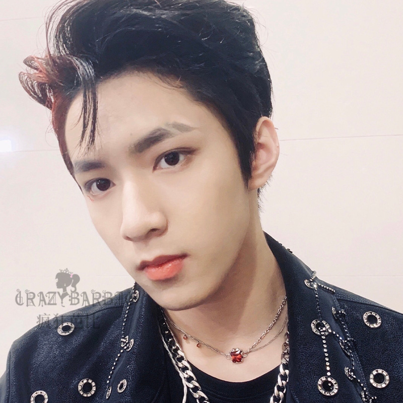 时代少年团刘耀文同款项链红宝石设计高级轻奢项链