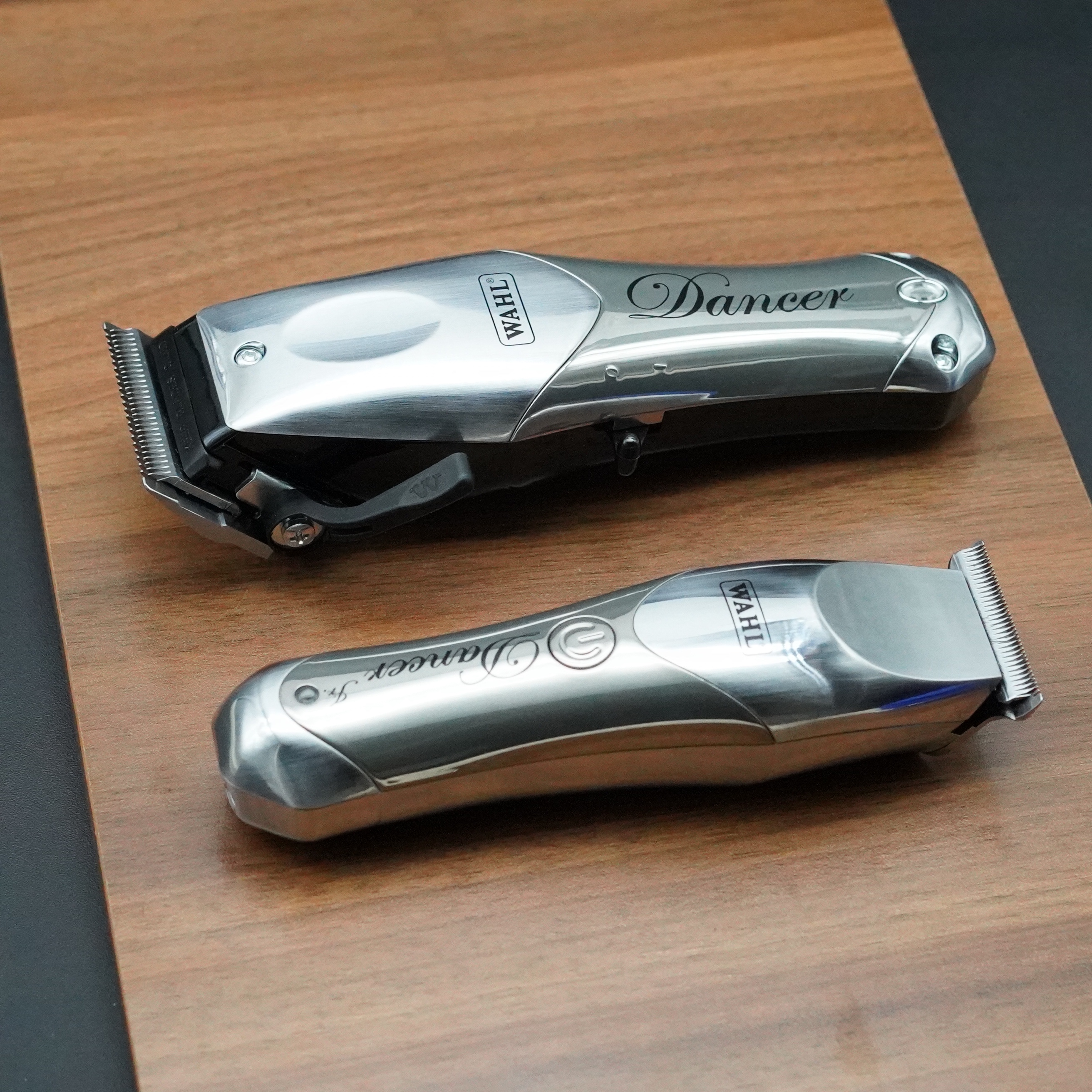 华尔油头推剪专业推子理发器电推充电式发廊专用理发器