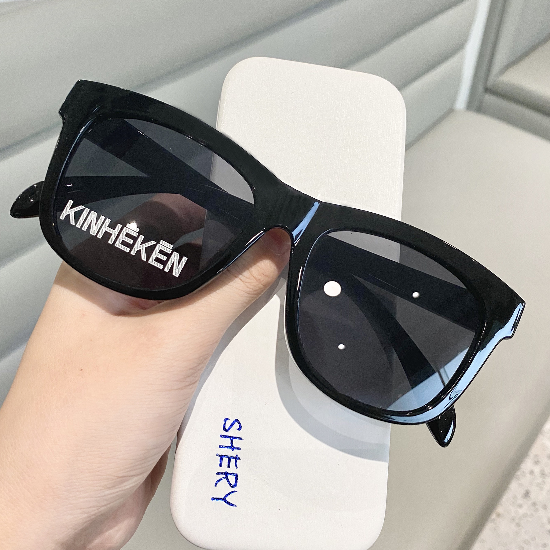 韩国kimhekim字母黑色墨镜女网网红ins大脸显瘦太阳眼镜