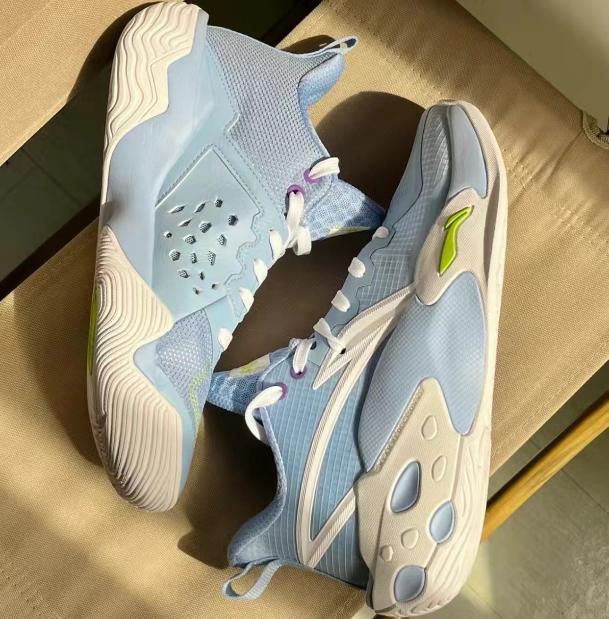 lining李宁男鞋反伍badfive暴风系列实战耐磨篮球篮球鞋