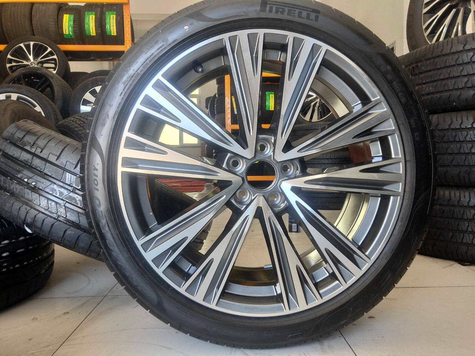 适用新款奥迪a6原厂20寸铝合金轮毂轮胎升级轮毂