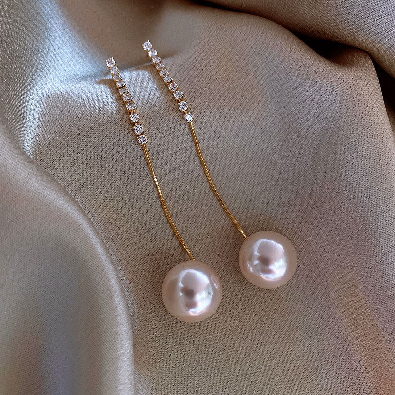 2021年新款高级法式长款珍珠耳环韩国网红气质简约耳环