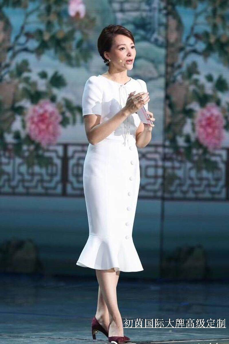 高级成衣定制董卿同短袖白色鱼尾连衣裙女中中长连衣裙