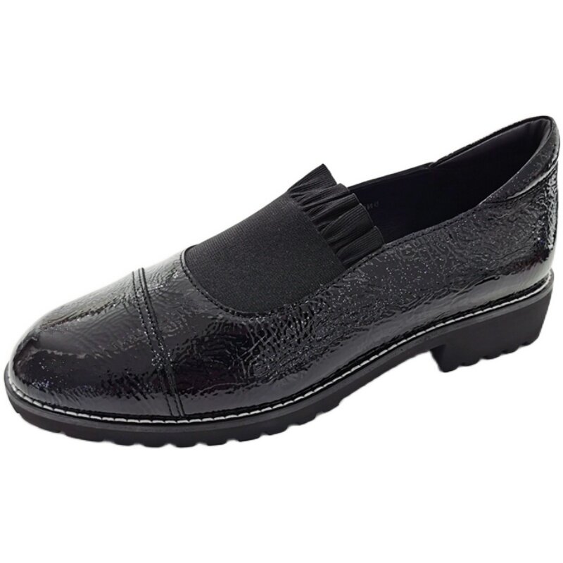 2020秋冬新款雅氏纯色真皮舒适平跟中性圆头单鞋