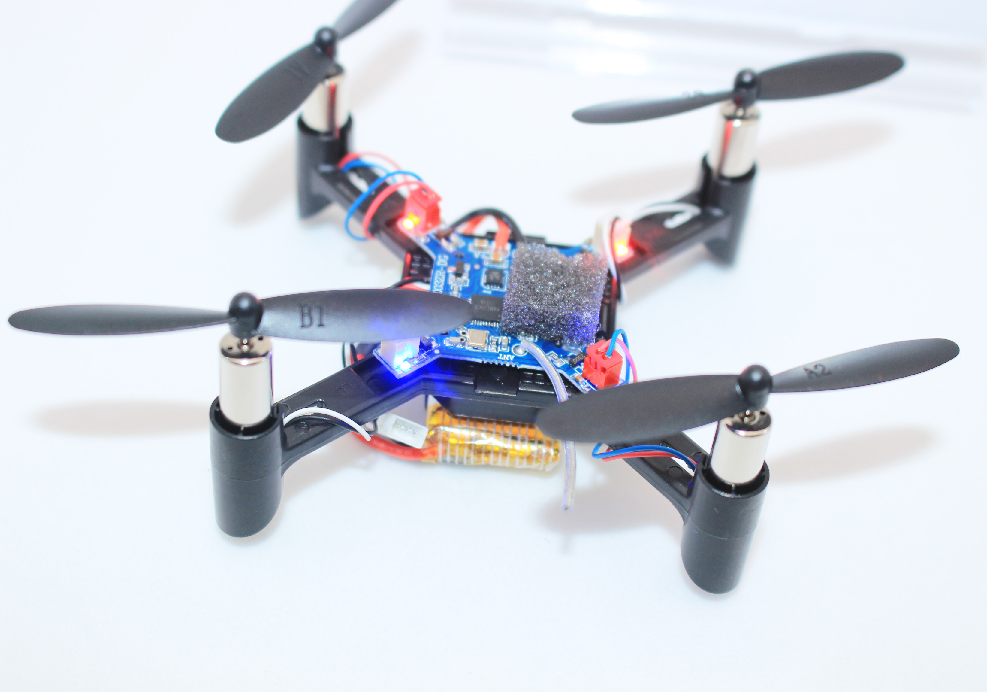 diy四轴飞行器小四轴diy套装全套配件航拍无人机diy组装遥控飞机 - 新