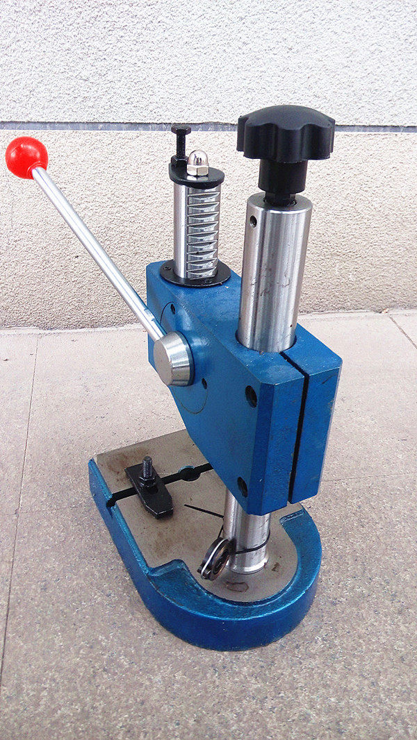 手动小型压力机台式冲床手啤机打孔冲压机j03-0.20.5a其他机械五金(新