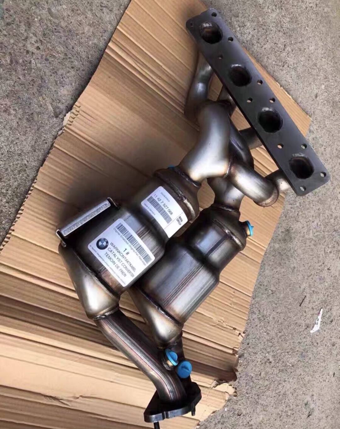 适用催化年审包年审原装三元宝马n46x1120i三元催化