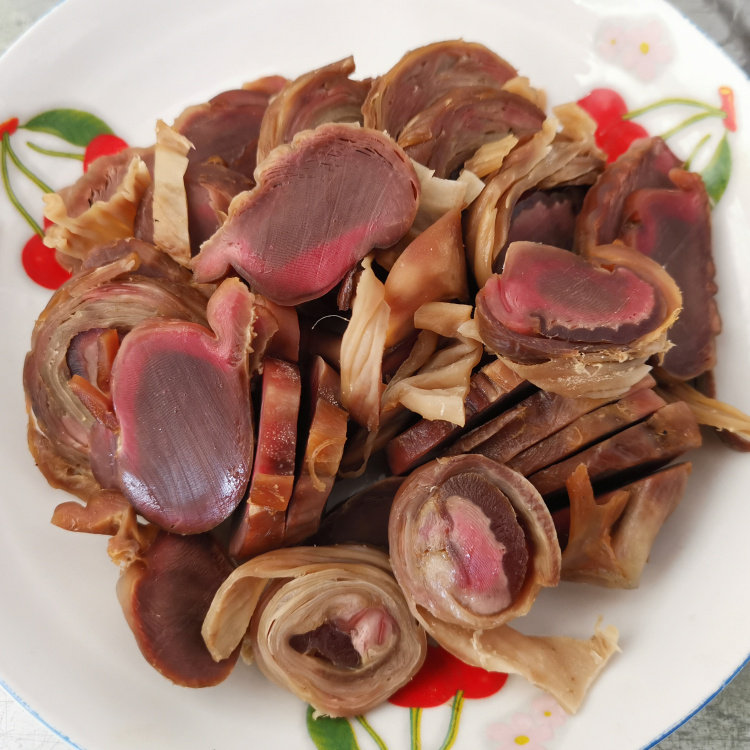 咸鹅胗肫安徽霍山农家腌制自然风干六安特产腌肉