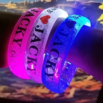 Jacky Cheung ສະຫນັບສະຫນູນ stick light-up bracelet ບັນຍາກາດຄອນເສີດ props fans ໂທຫາ flash stick custom logo