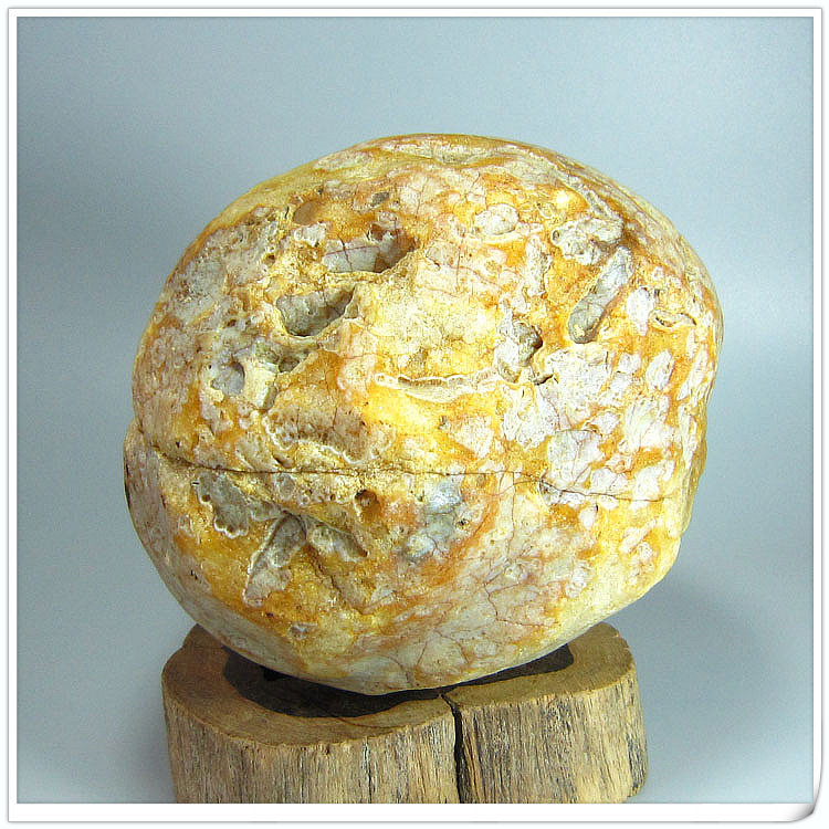 天然形成玛瑙圆球球型玉髓原石摆件水晶宝石摆件