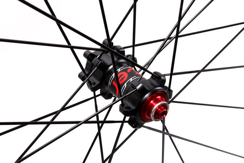 包邮deuter多特山地自行车轮组培林响直拉快拆筒轴碟自行车轮组