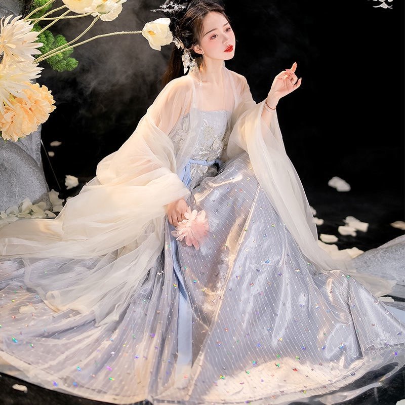 租汉古装出租瑶光唐制诃子女装仙气春夏拍照汉服