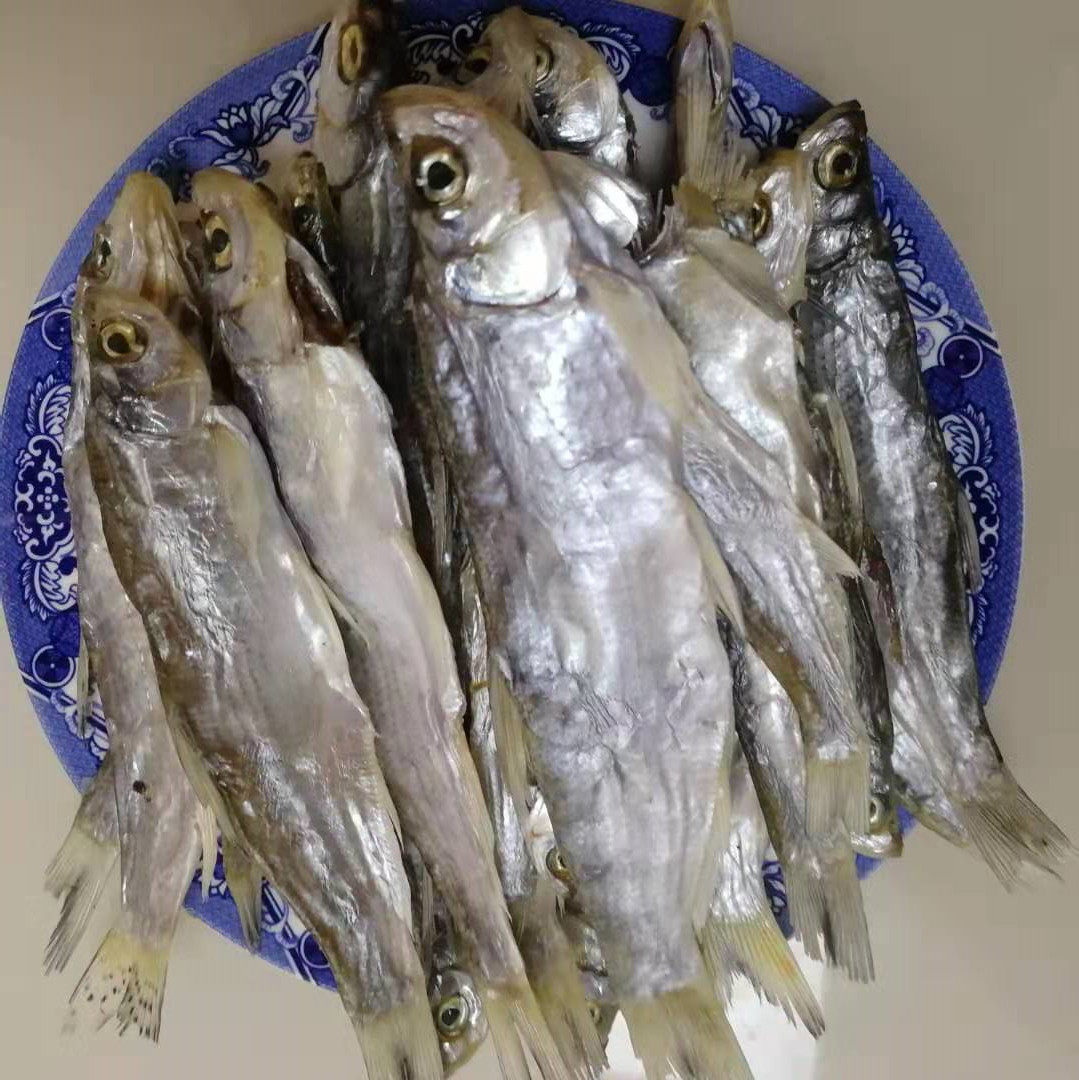 淡水小鱼干咸干鱼瓦埠湖翘嘴鱼腰皮刁河鱼水产鱼干