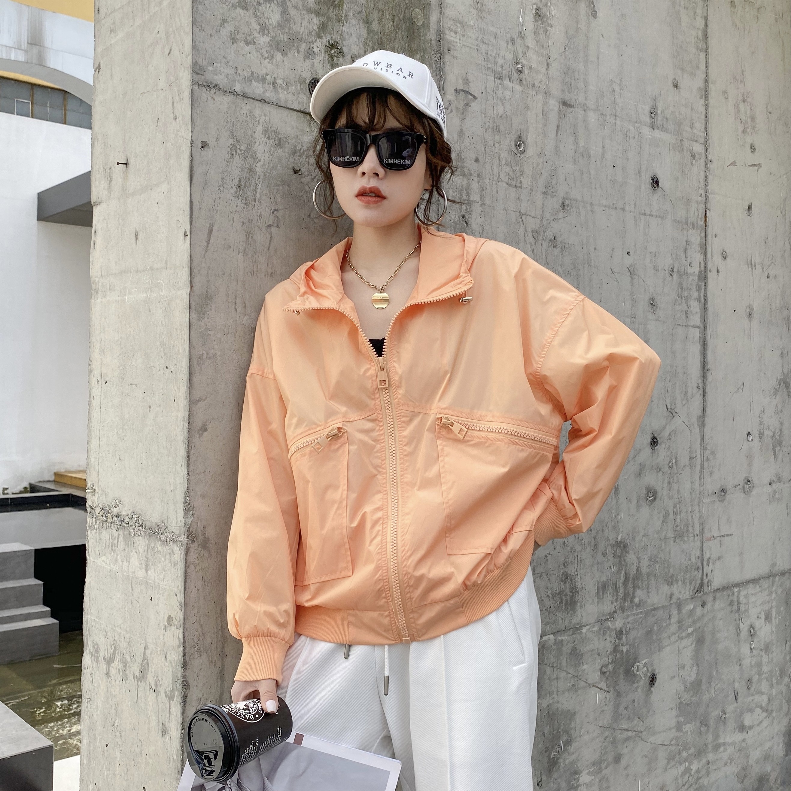 防晒衣女2021夏冰丝冰丝短款小个子洋气带帽长袖短外套