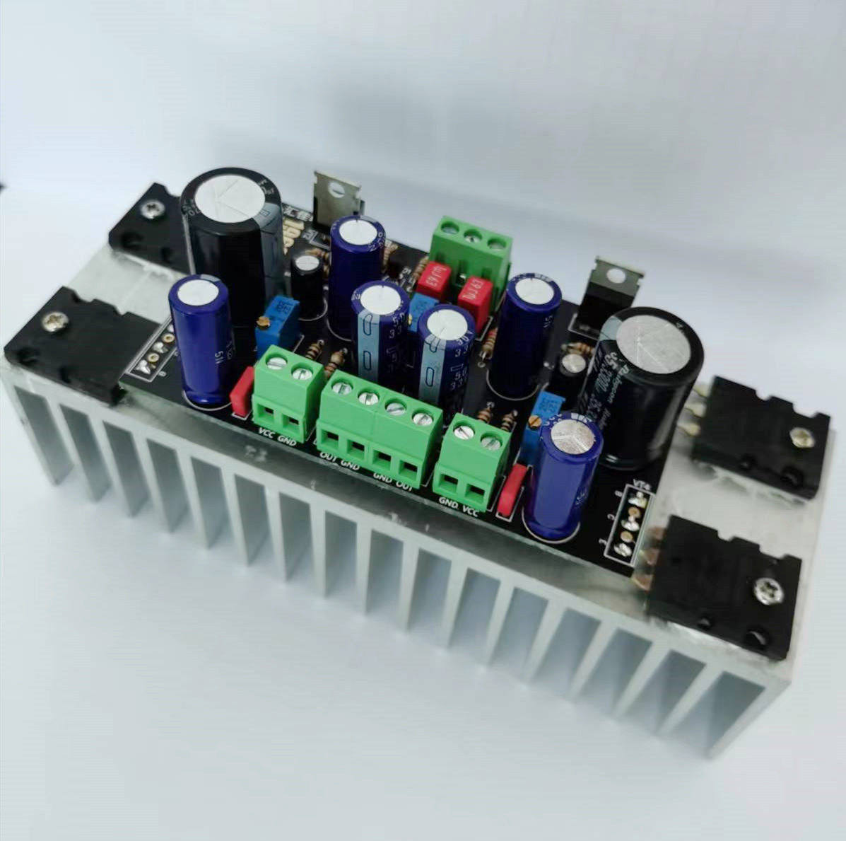 1969小甲功放hood甲类传世经典线路tip41cttc5200大功率功放