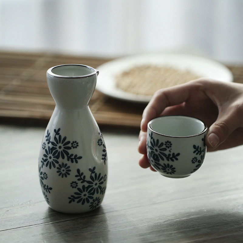 清酒杯清酒壶酒盅酒具分酒器小号陶瓷兰花家用一口杯酒杯白酒杯子
