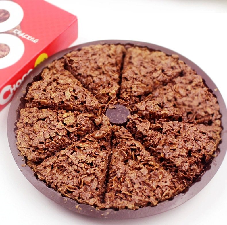 巧克力日本nissin日清巧克力麦脆批披萨饼干牛奶巧克力制品