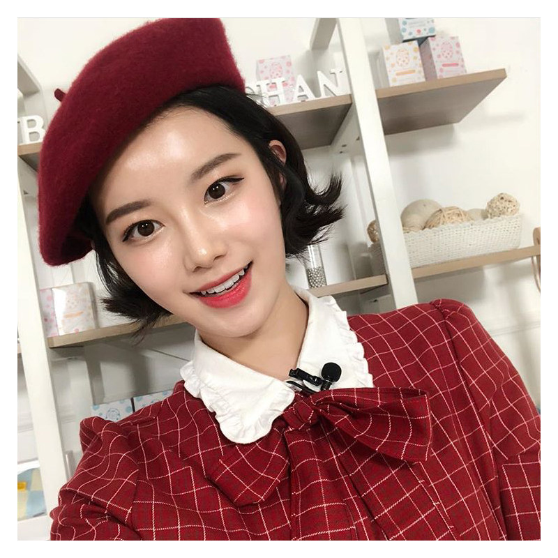 韩版甜美澳洲羊毛酒红色贝雷帽女冬凹造型质感百搭复古休闲画家帽