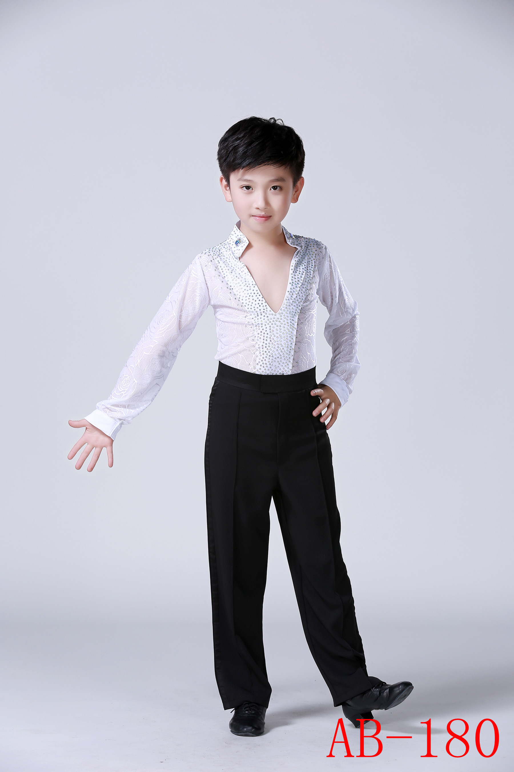 男童拉丁舞服装新款男孩表演少儿长袖练功儿童儿童演出服