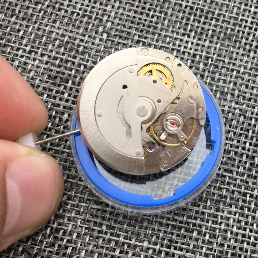 手表2813机芯三针带日历国产8205 8215自动机械机芯