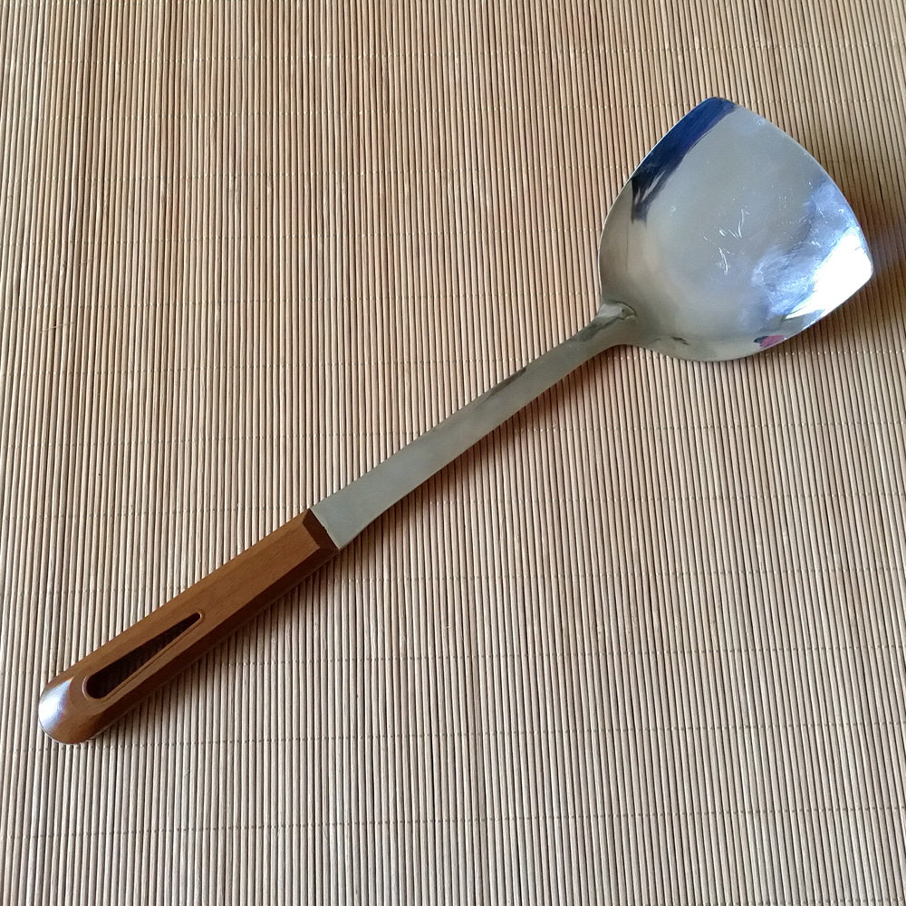 贵州家用无磁长柄手工锅铲不锈钢炒勺炒菜勺子煎铲