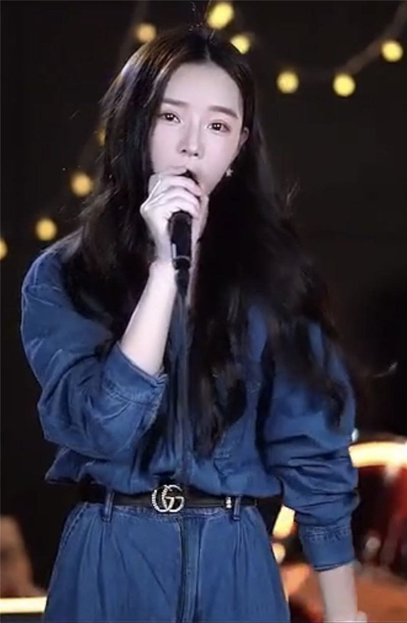 新女潮抖音网红戴羽彤yourman同款休闲蓝色牛仔长袖时尚套装